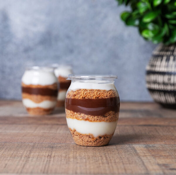 7 oz. Oval Mousse Cups with Lids - 8 Count