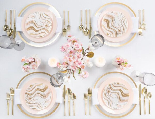 32 Pack Pink and Gold Round Plastic Dinnerware Set (16 Guests) - Curve
