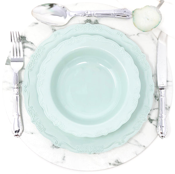 60 Piece Green Round Plastic Dinnerware Value Set - Casual