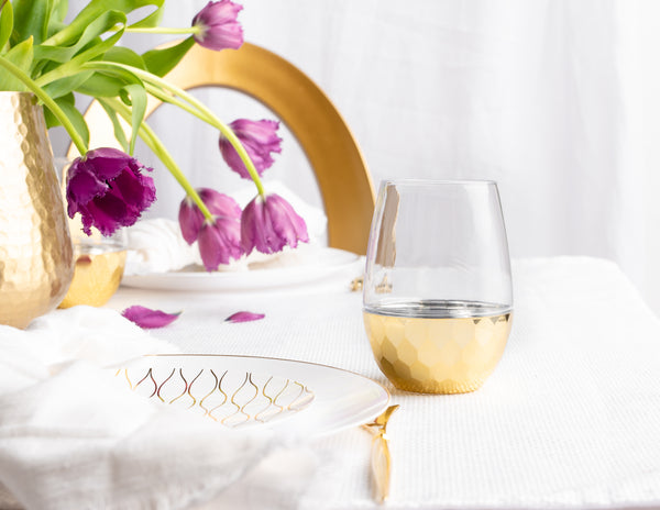 Clear Stemless Wine Goblets with Hammered Gold Design